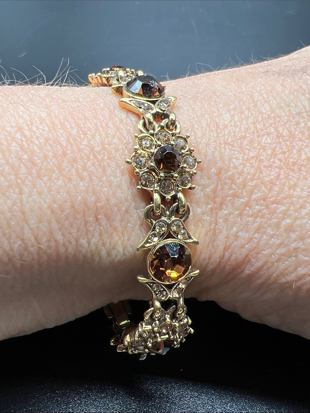Vintage Monet Amber Topaz Rhinestone Floral Bracelet 7.5” Gold Tone - Picture 11 of 12